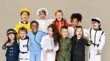 Çeşitli çocuk kostümleri