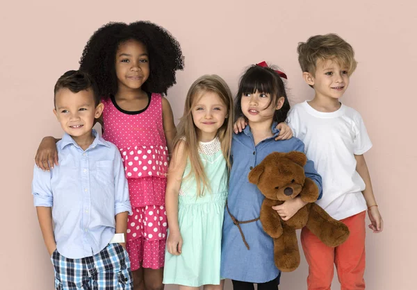 Diversité Enfants dans le studio — Photo