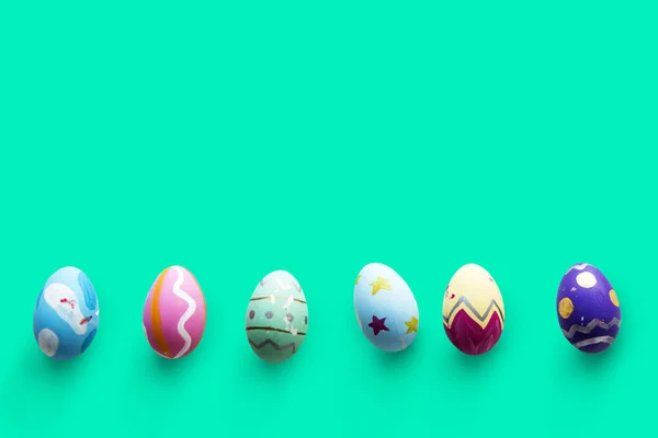 Namalovaná velikonoční vajíčka — Stock fotografie