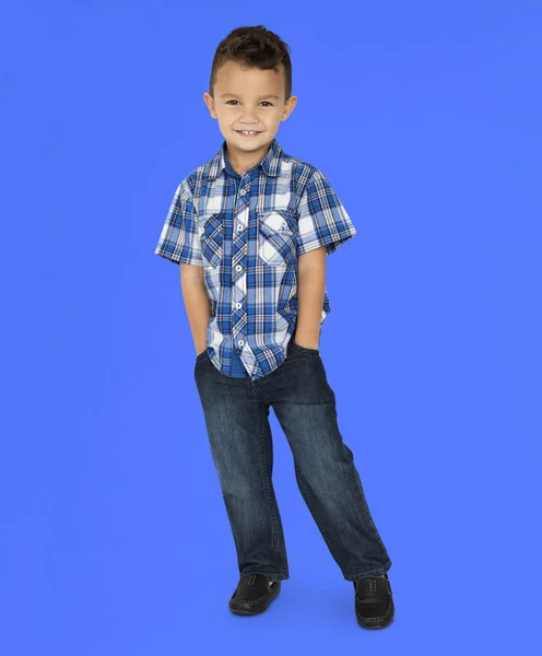 Menino posando no estúdio — Fotografia de Stock