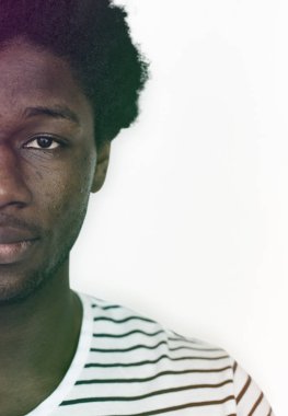 Afrika adam Studio poz