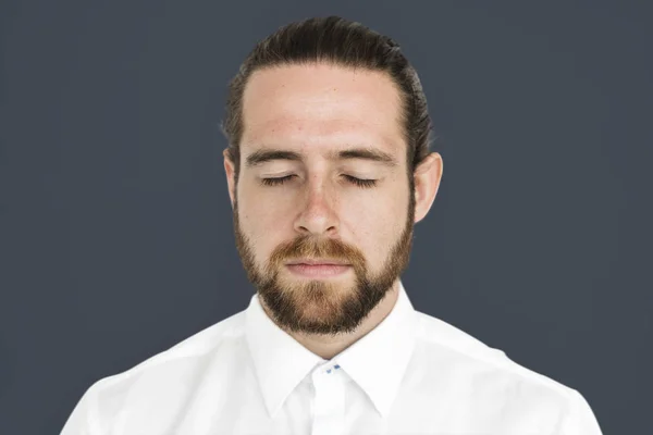 Hombre con los ojos cerrados — Foto de Stock