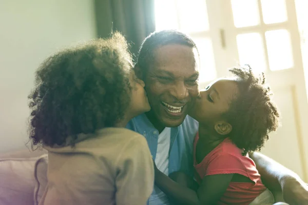 Hijas besar padre — Foto de Stock