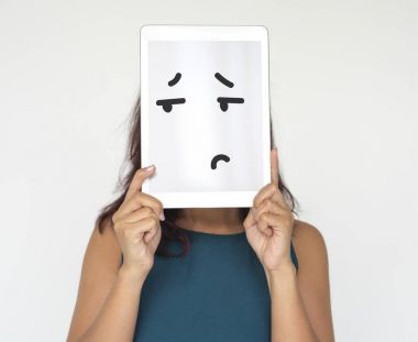 kadın holding dijital aygıt