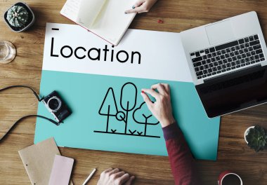 Yaratıcı insanlar masada çalışma