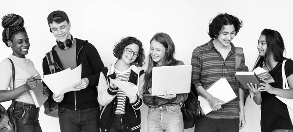 Estudante Acadêmico Amigos — Fotografia de Stock