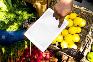 Dijital tablet tutan eller