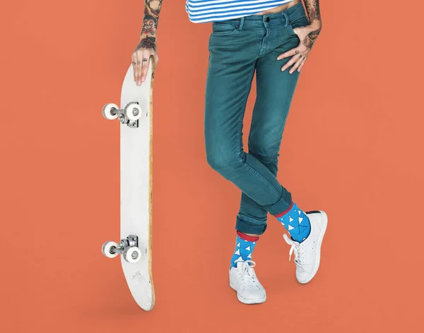 Skater Holding Skateboard — Stock Photo, Image