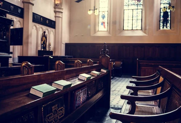 Boş kilise iç — Stok fotoğraf