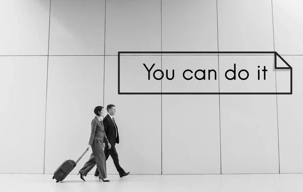 Business People with travel luggage — Stock Photo, Image