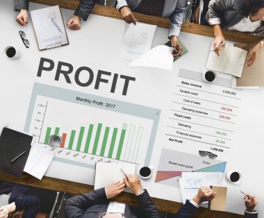 Grup insanların beyin fırtınası