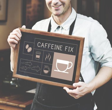 siyah önlük poster tutan adam