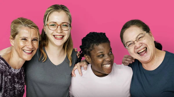 Grupo de mujeres felices — Foto de Stock