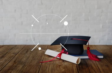 diploma ile ahşap masa
