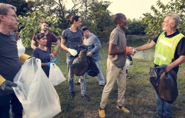 insanlar gönüllü charity projesi