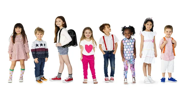 Schöne multiethnische Kinder — Stockfoto