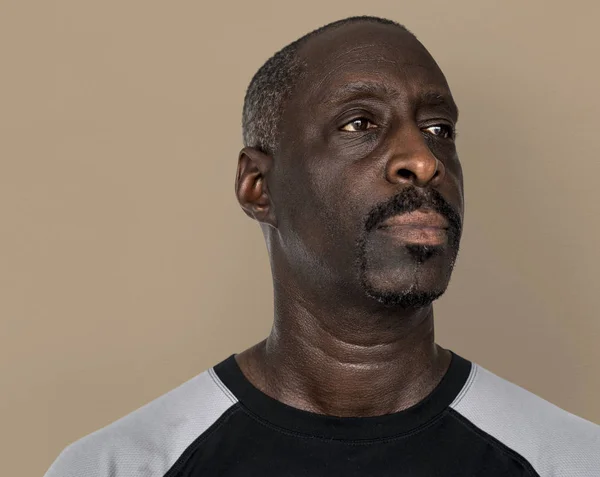 Portret van volwassen Afrikaanse man — Stockfoto