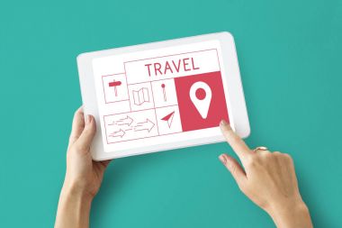 kişi holding dijital tablet