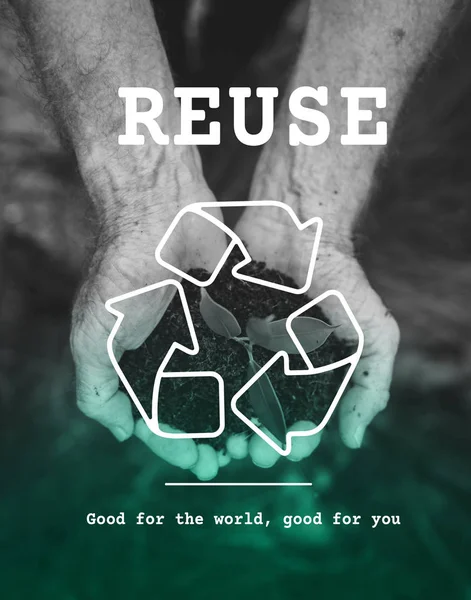 Mãos e ícone de reciclagem — Fotografia de Stock