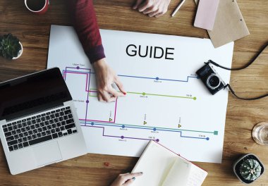 Yaratıcı insanlar masada çalışma