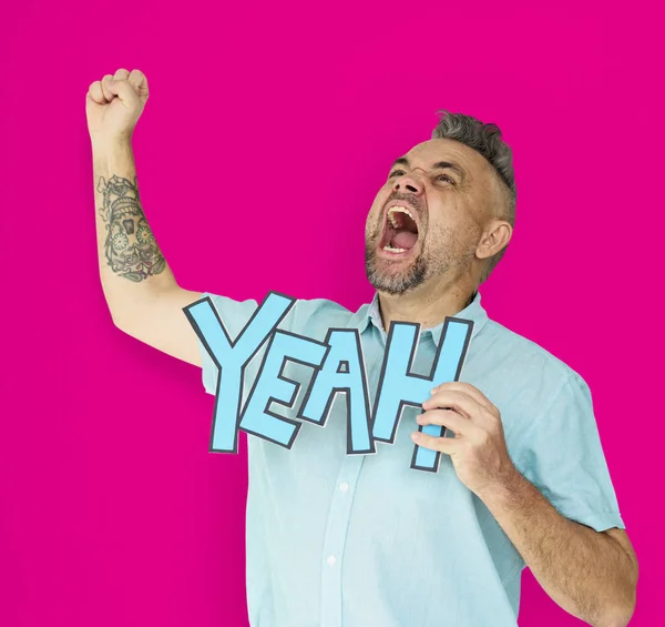 Hombre gritando Positivo con la palabra Sí — Foto de Stock