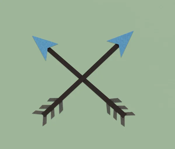 Two handmade arrows — Stock Photo, Image
