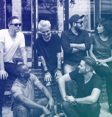 Arkadaşlar birlikte sakin