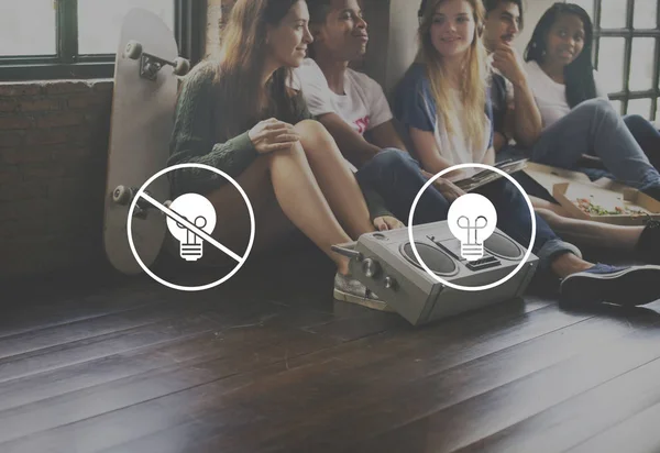 Friends sitting on floor — Stock Photo, Image