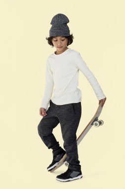 Çok güzel çocuk kaykay