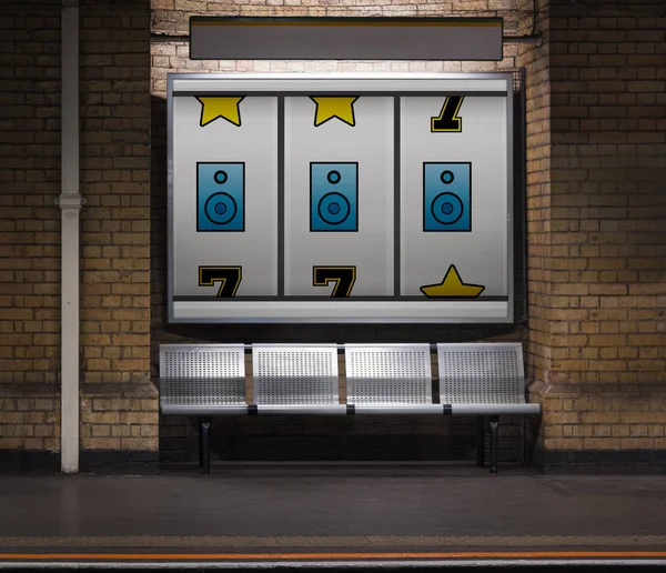巴士站与座椅和广告板 — 图库照片