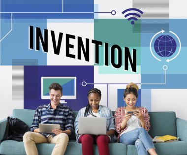 Arkadaşlar dijital cihazlar kullanarak 