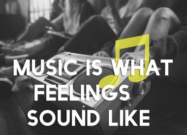 boombox katta oturan insanlar