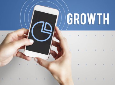 Cep telefonu holding insan eller