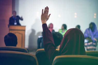 İttifak'ın toplantı iş hoparlör ile
