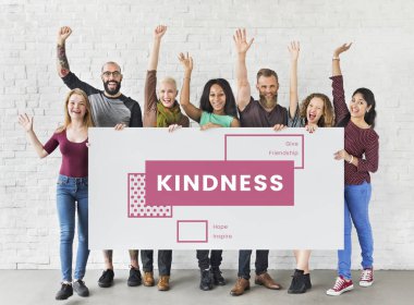 İnsanlar holding afiş