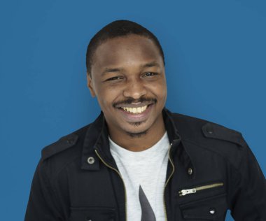 Afrikalı erkek gülümseyen