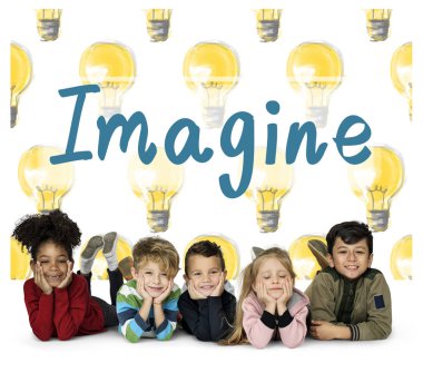 yerde yatarken çocuk 