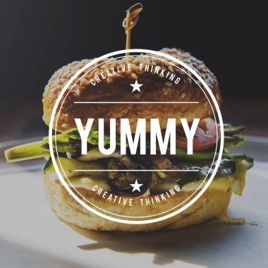 Hamburger plaka üzerinde kapat