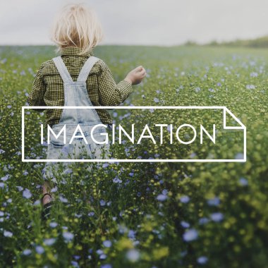 Genel olarak yürüyüş alanında denim çocukta