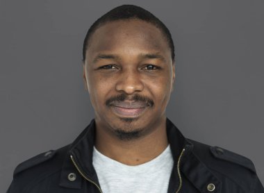 Afrikalı erkek gülümseyen