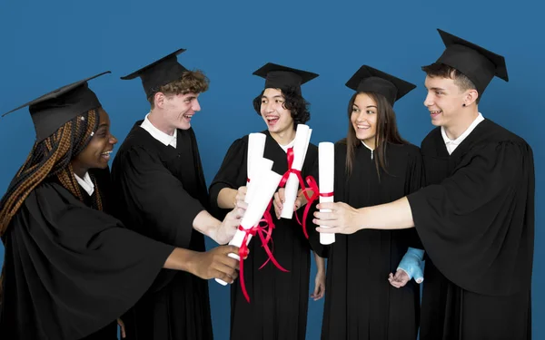 Students Holding Diplomas — Stock Photo, Image