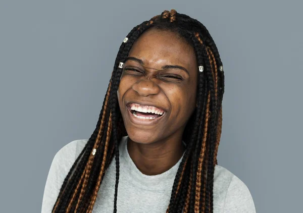 Lachende meisje in de studio — Stockfoto