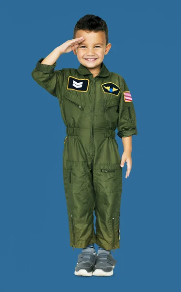 Kleiner Junge im Soldatenkostüm — Stockfoto