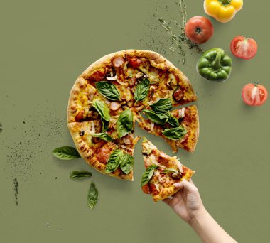 el alarak dilim İtalyan pizza