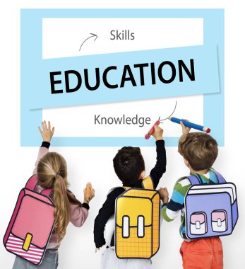 Duvardaki çizim çocuklar