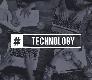 dizüstü bilgisayarlar ve dizüstü bilgisayarlar insanların Üstten Görünüm