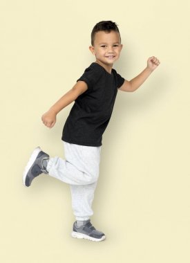 Sevimli küçük çocuk.