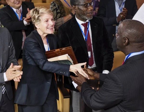 Business people shaking hands — Stock Photo, Image