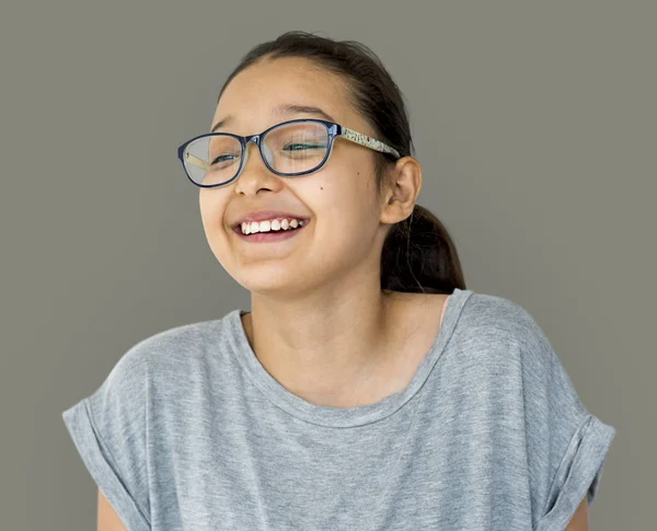 Leende kvinna med glada ansikte uttryck — Stockfoto