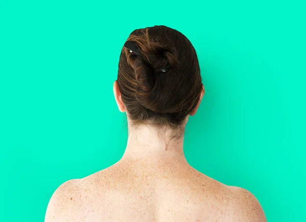 裸の肩を持つ女性 — ストック写真